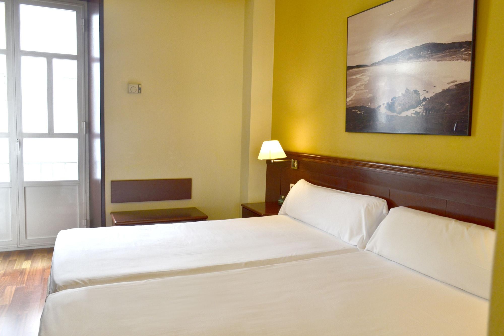 Hotel Alda El Suizo Ferrol Buitenkant foto