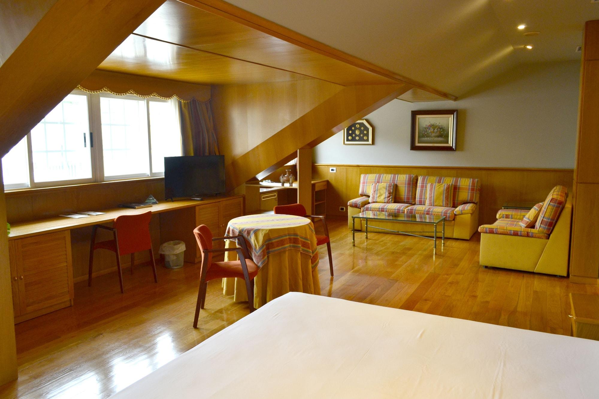 Hotel Alda El Suizo Ferrol Buitenkant foto