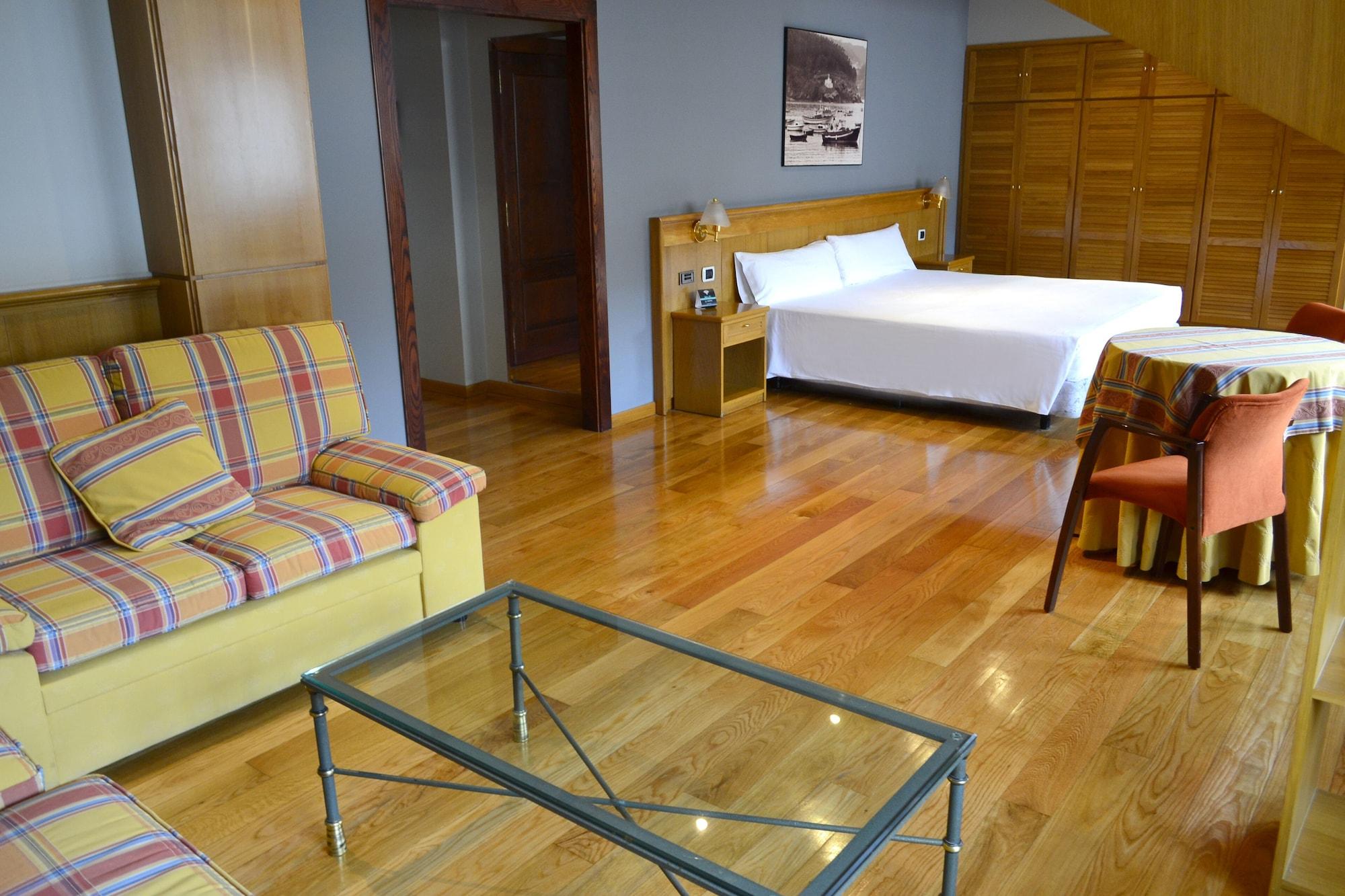 Hotel Alda El Suizo Ferrol Buitenkant foto