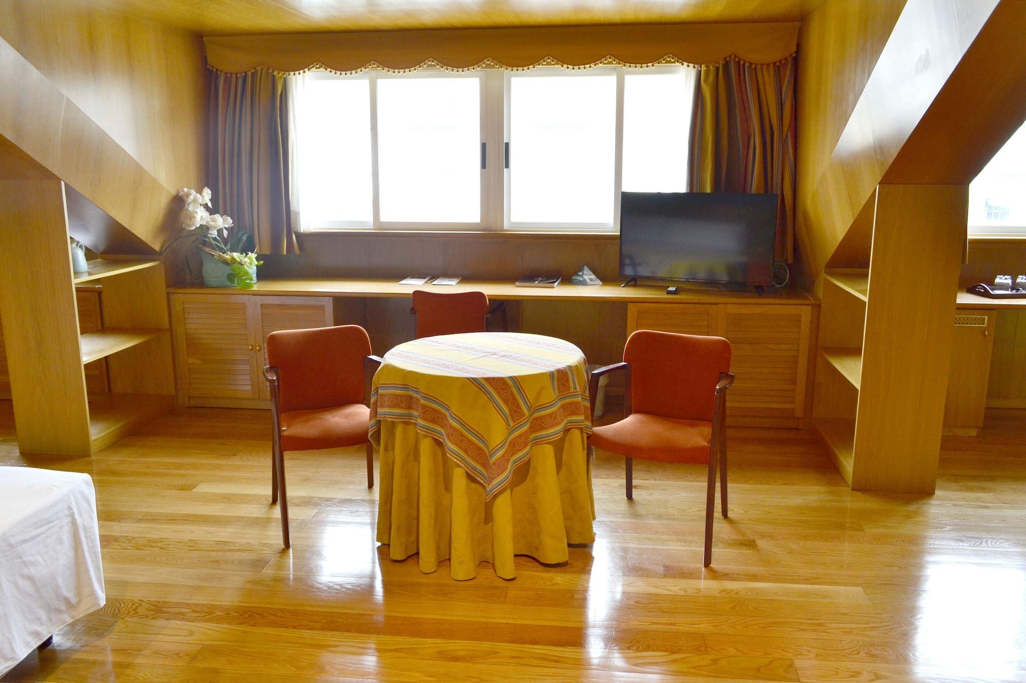 Hotel Alda El Suizo Ferrol Buitenkant foto