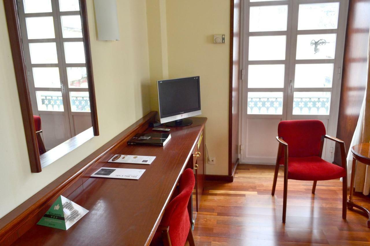 Hotel Alda El Suizo Ferrol Buitenkant foto